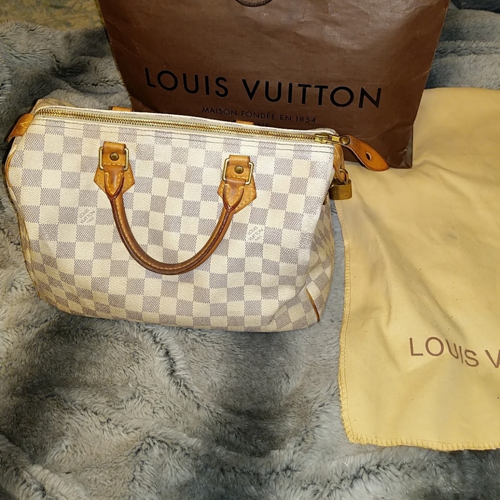 Louis Vuitton Speedy 35